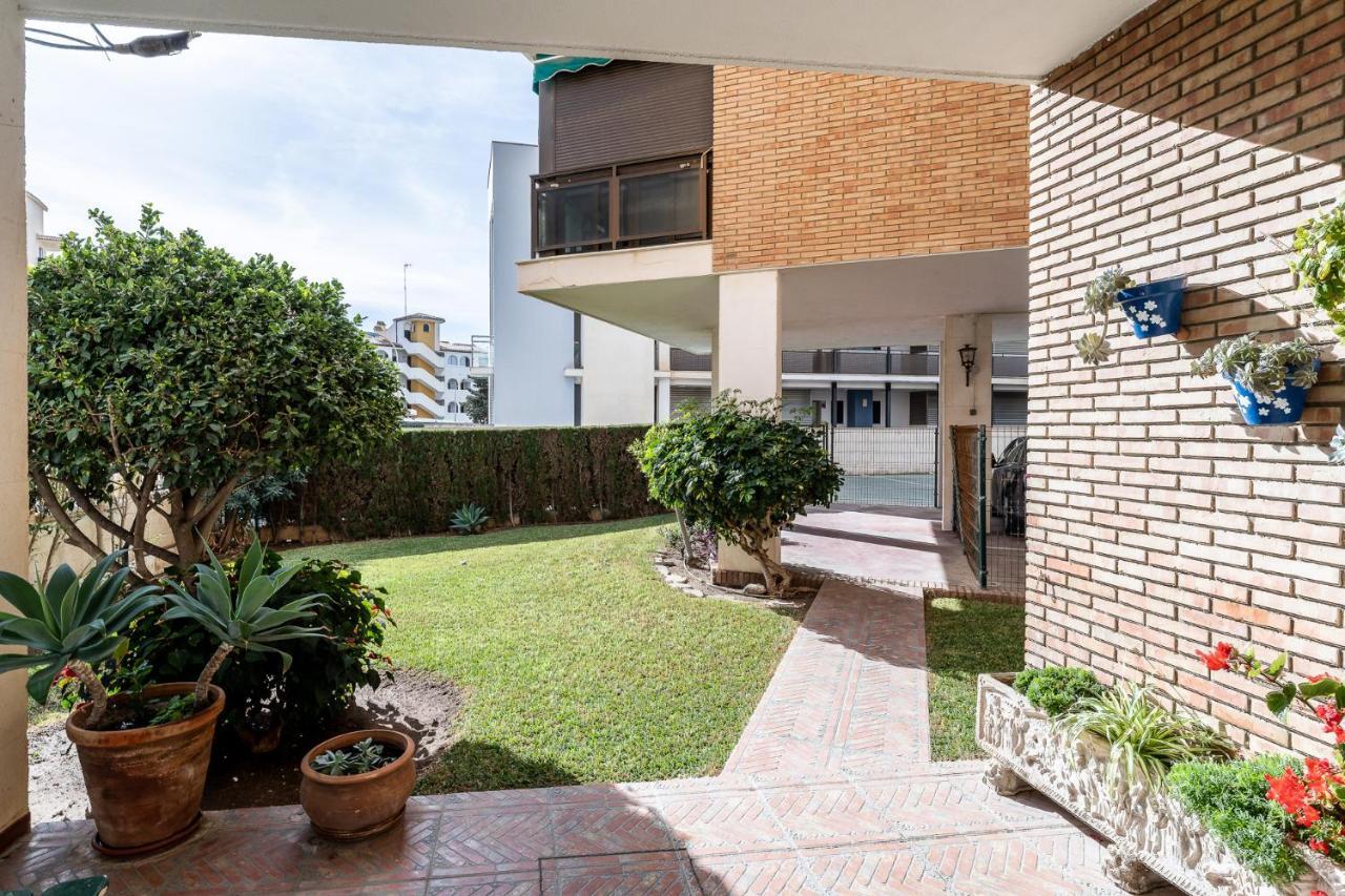 Sea View 2 Bedroom Apartment 2 Min Away From The Beach Torremolinos Exterior foto